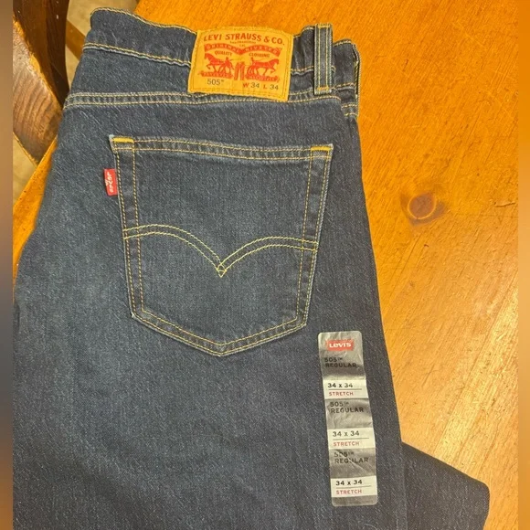 Levi Jeans 505’ Regular - Picture 11 of 11